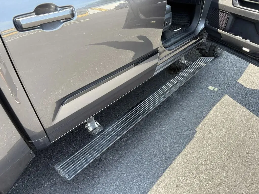 Toyota Tundra photo 36