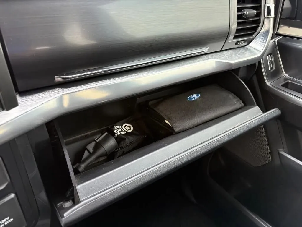 Ford F-150 photo 21