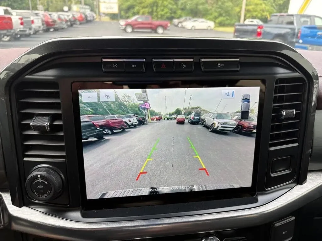 Ford F-150 photo 17