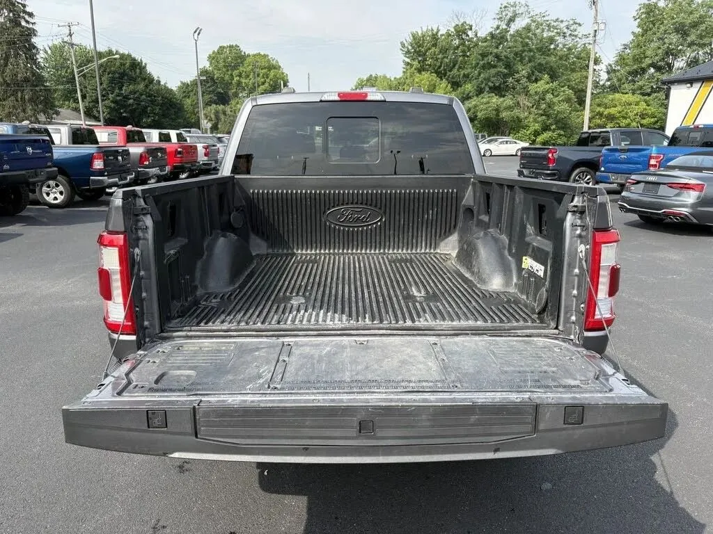 Ford F-150 photo 8