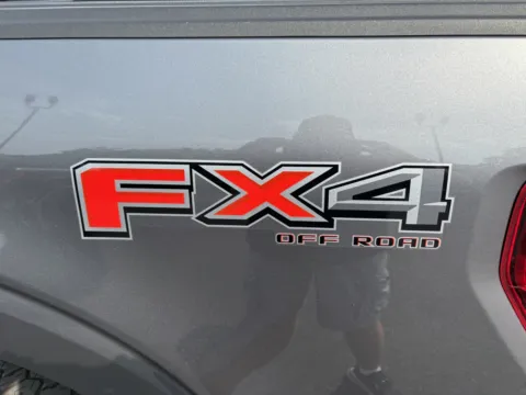More photos of 2021 Ford F-150 Lariat at Lebanon Auto Sales, PA