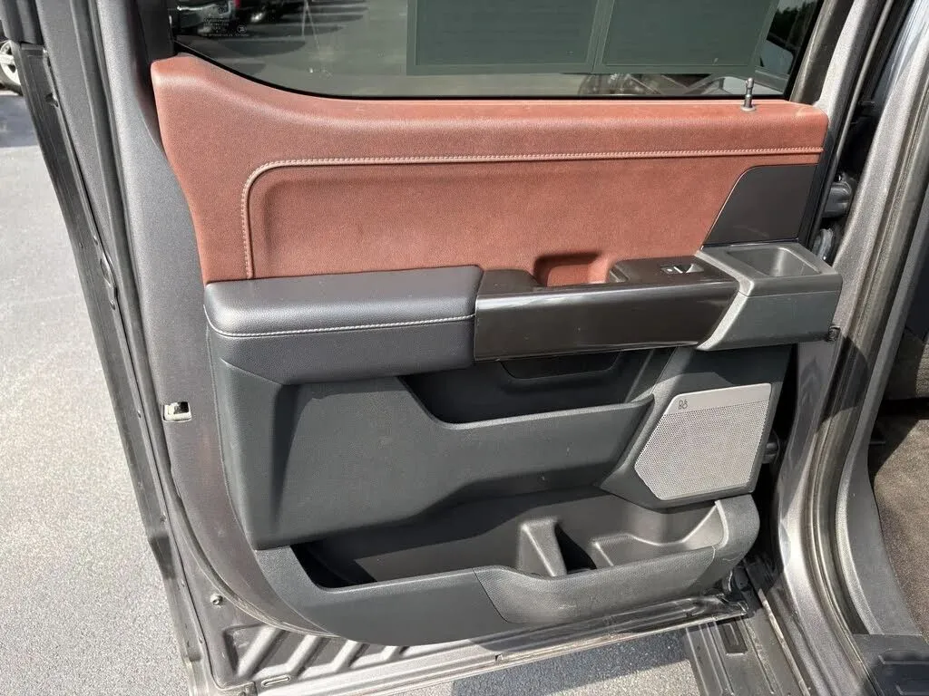 Ford F-150 photo 30