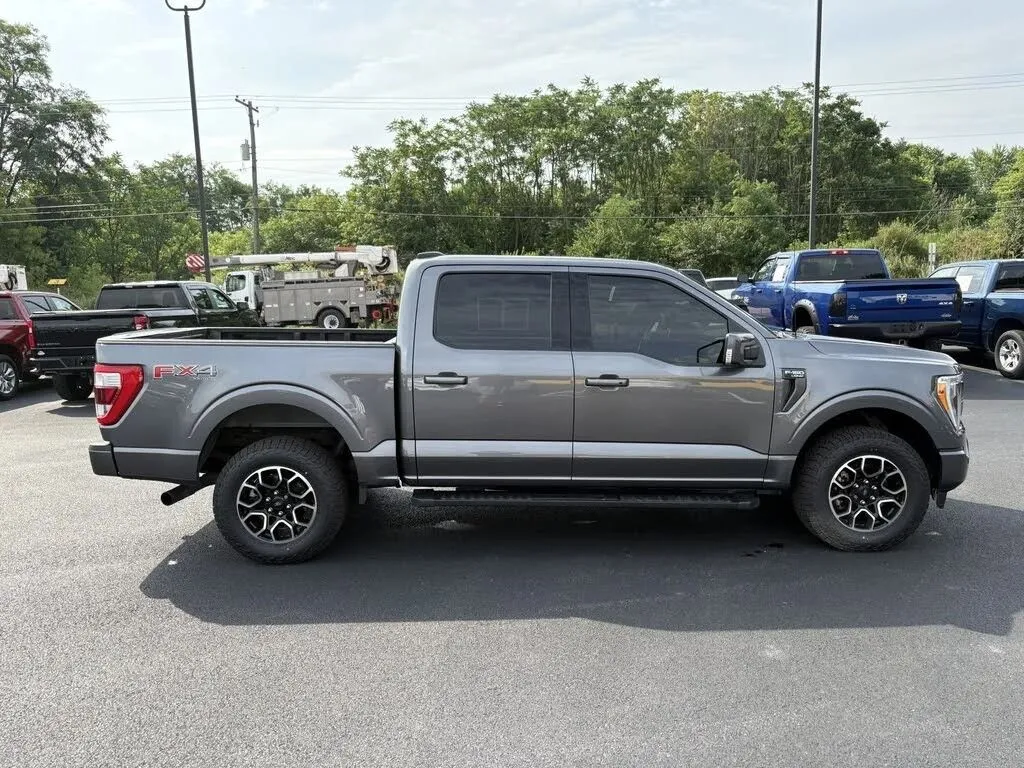 Ford F-150 photo 10