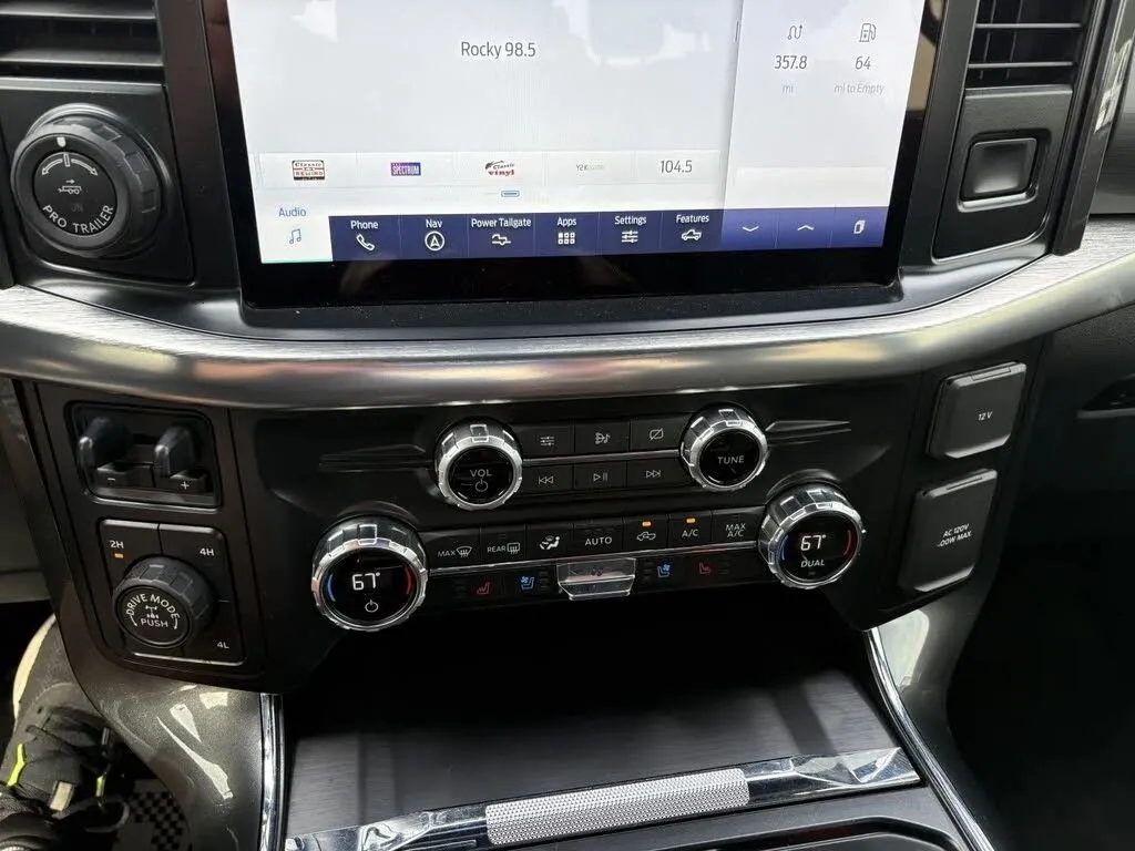 Ford F-150 photo 18