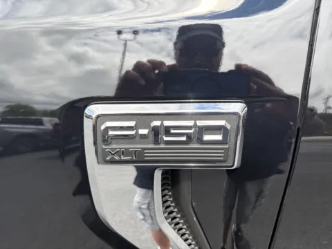 More photos of 2021 Ford F-150 XLT at Lebanon Auto Sales, PA