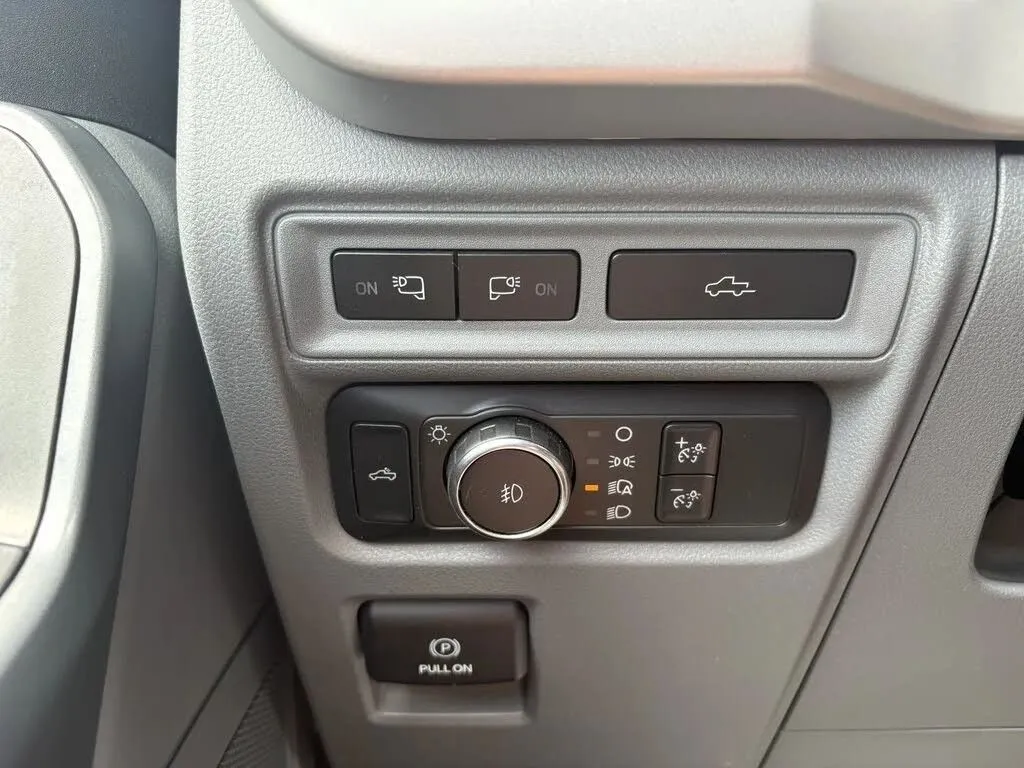 Ford F-150 photo 22