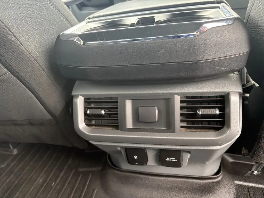 Ford F-150 photo 30