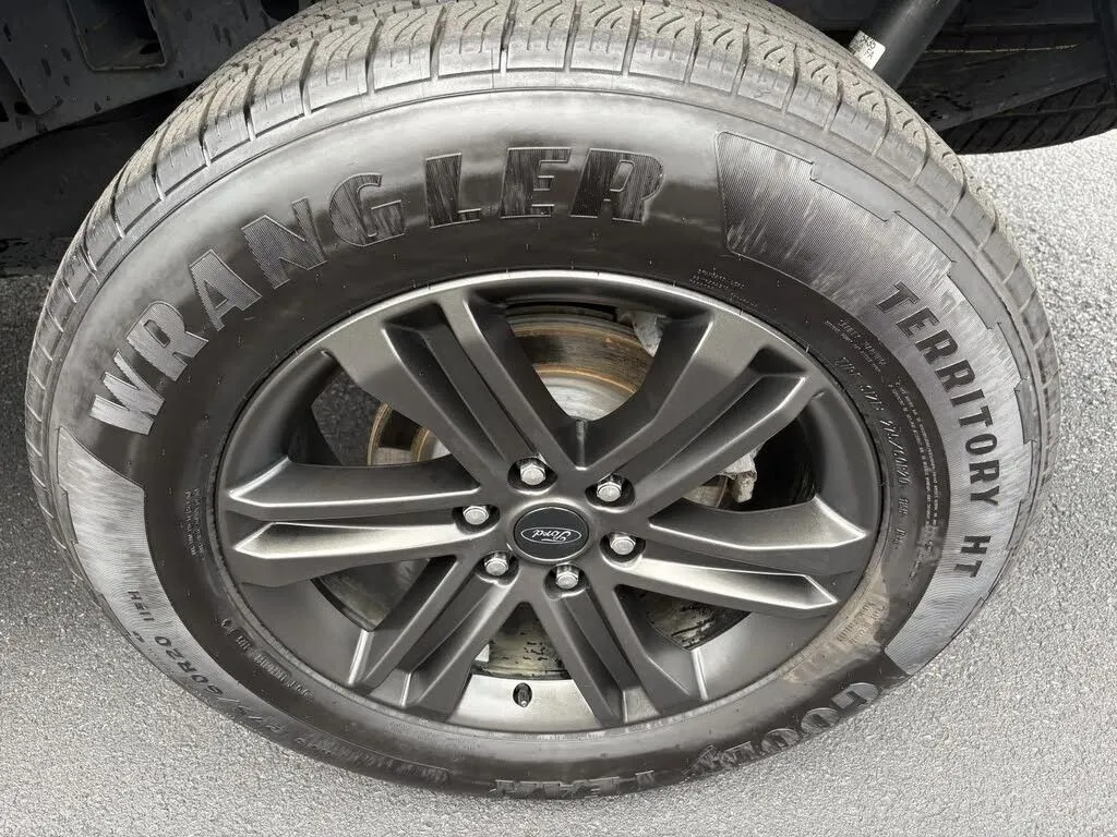 Ford F-150 photo 33
