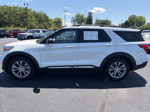 More photos of 2023 Ford Explorer XLT at Lebanon Auto Sales, PA