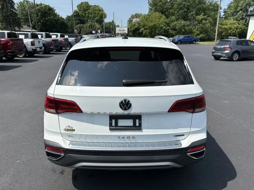 Volkswagen Taos photo 6