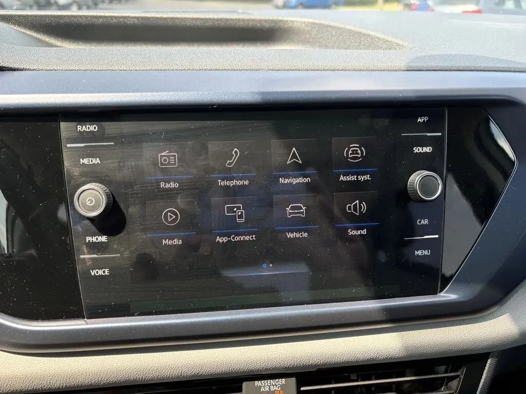 Volkswagen Taos photo 15