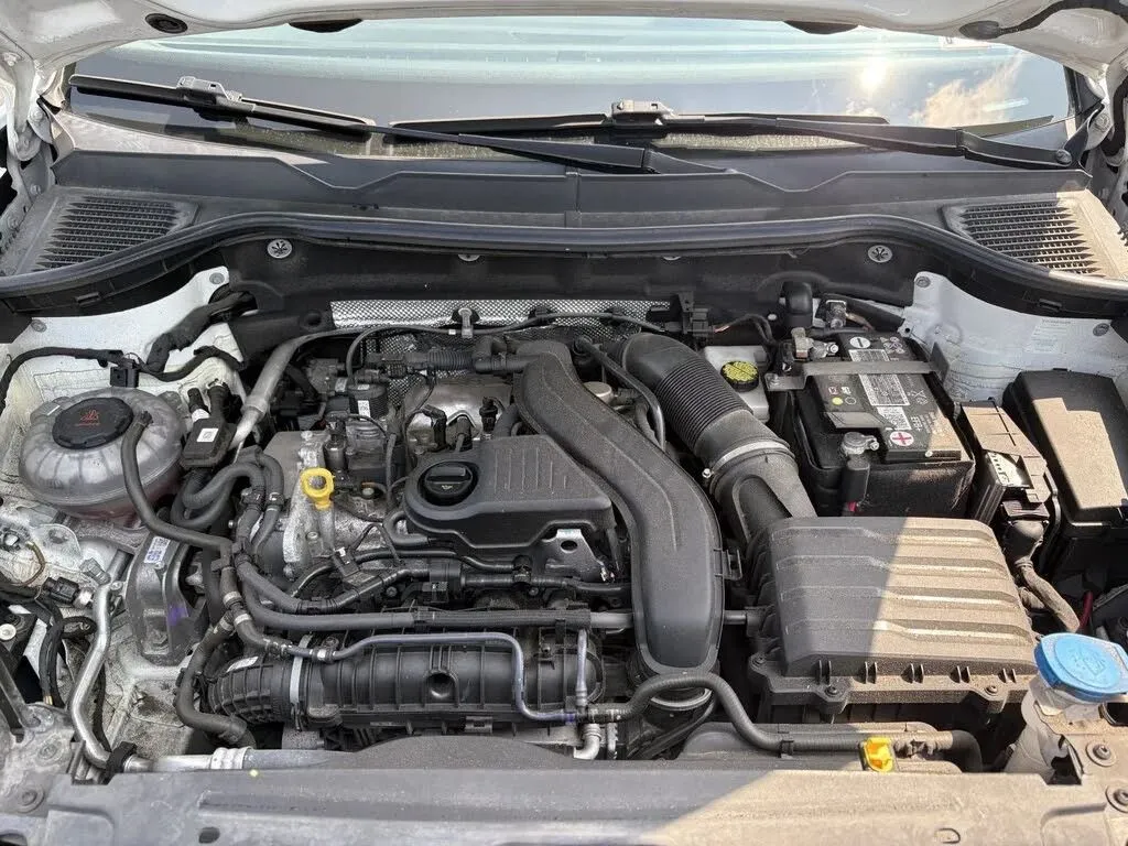Volkswagen Taos photo 39