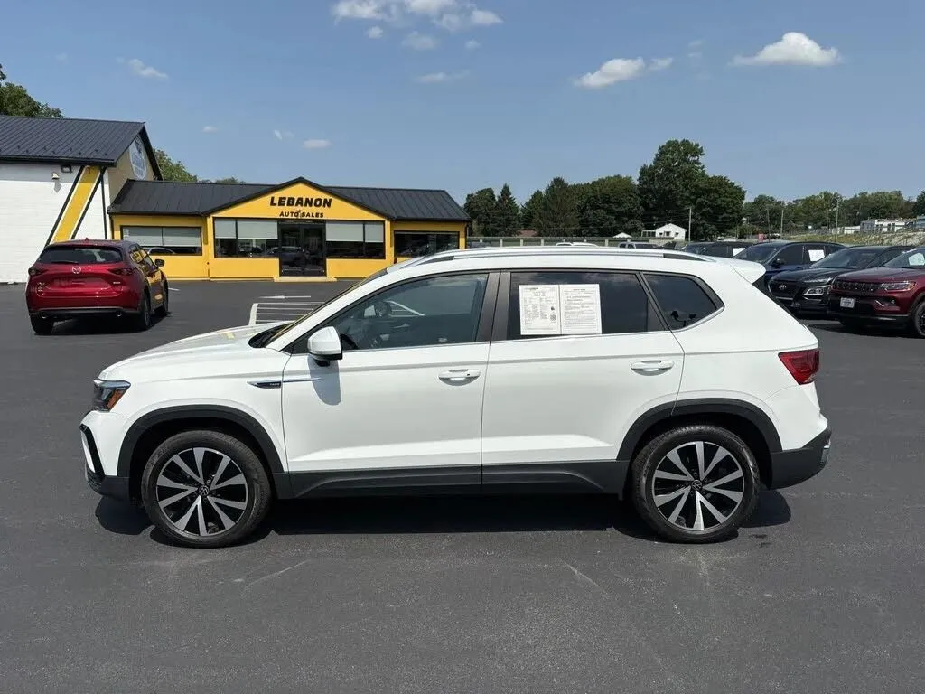 Volkswagen Taos photo 4