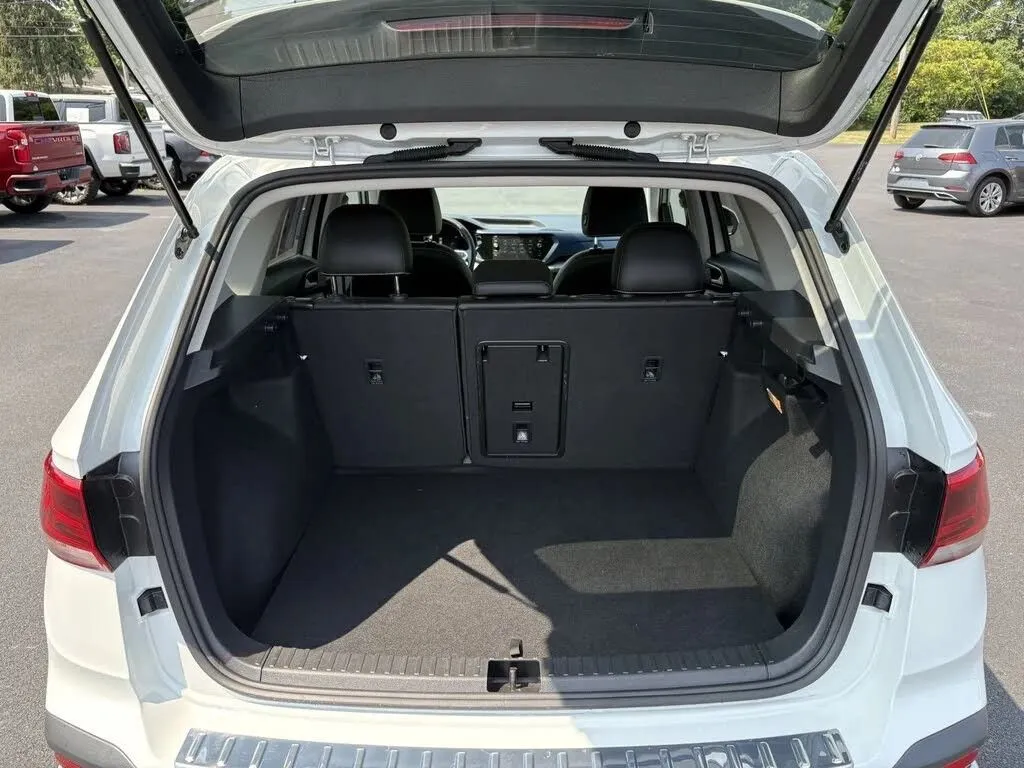 Volkswagen Taos photo 7