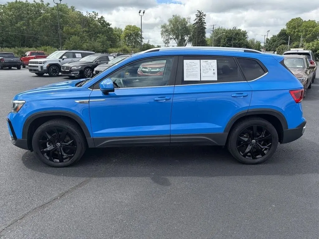 Volkswagen Taos photo 4