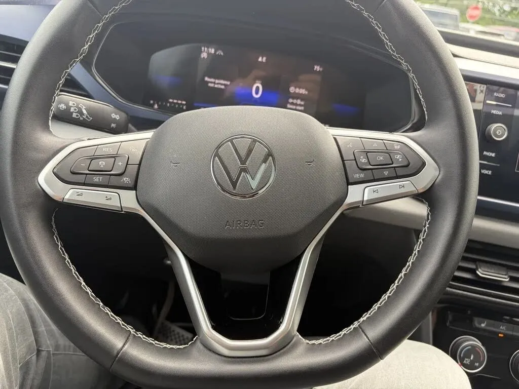 Volkswagen Taos photo 29
