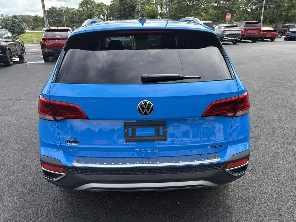 Volkswagen Taos photo 6