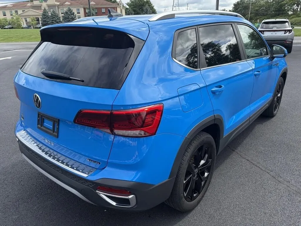 Volkswagen Taos photo 7