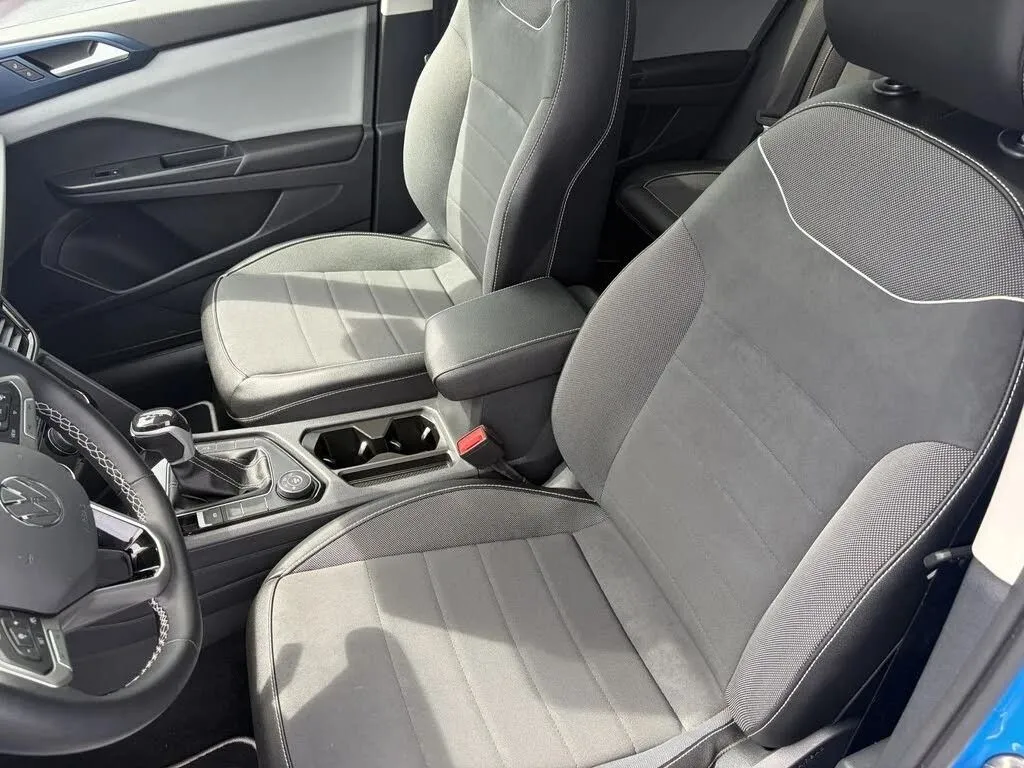 Volkswagen Taos photo 19