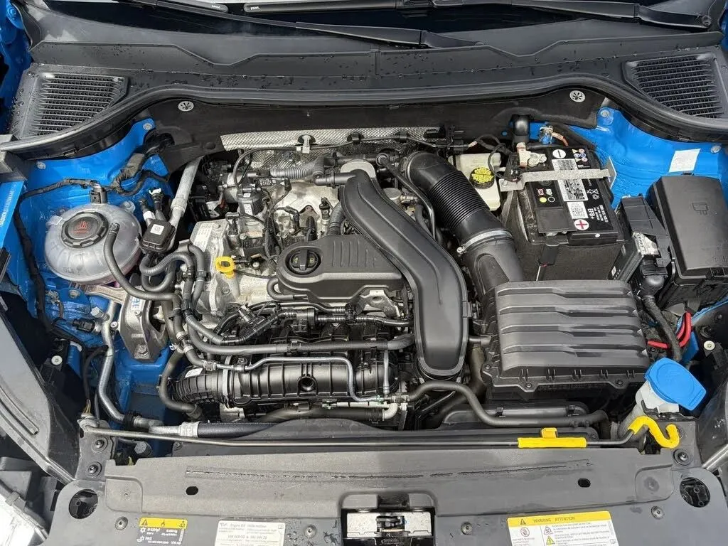 Volkswagen Taos photo 17