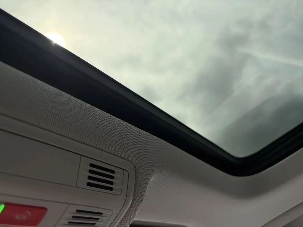 Volkswagen Taos photo 46