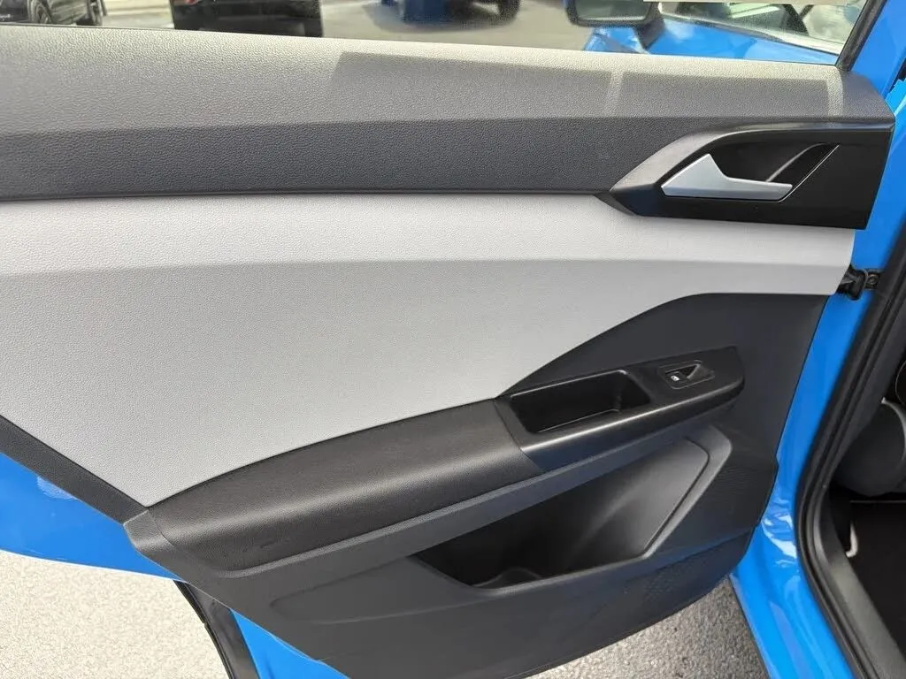 Volkswagen Taos photo 22