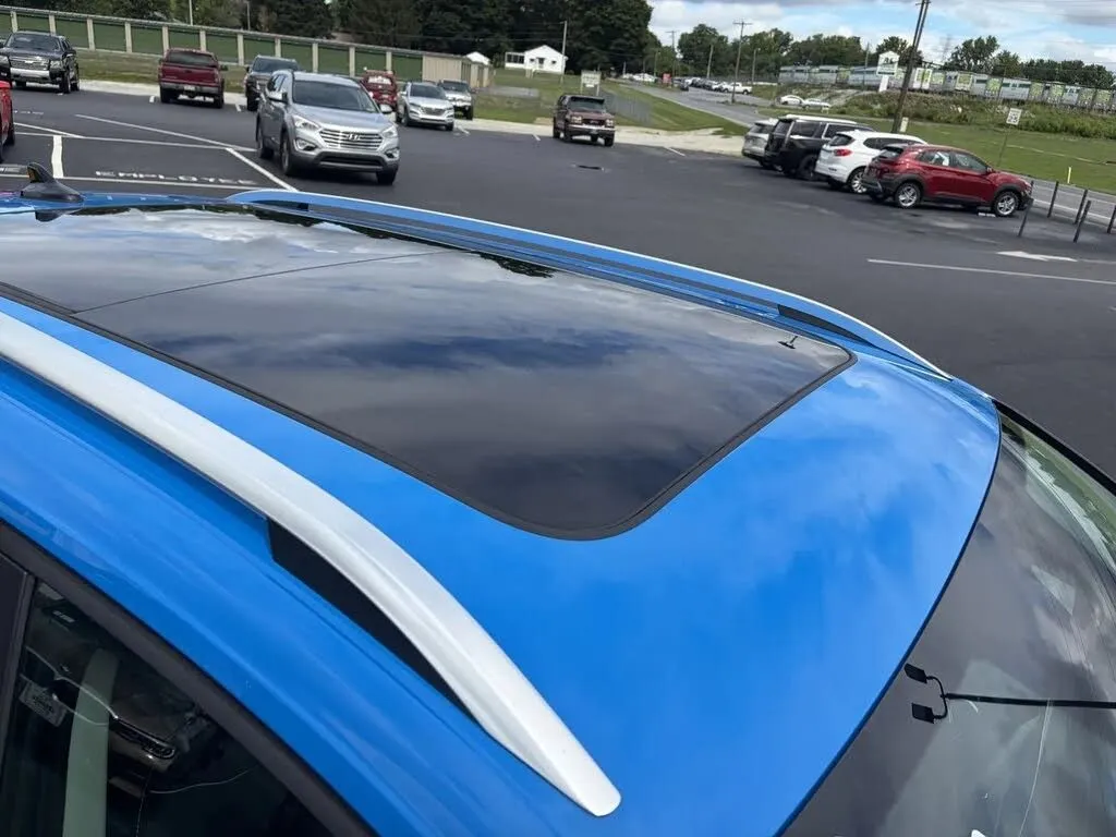 Volkswagen Taos photo 9