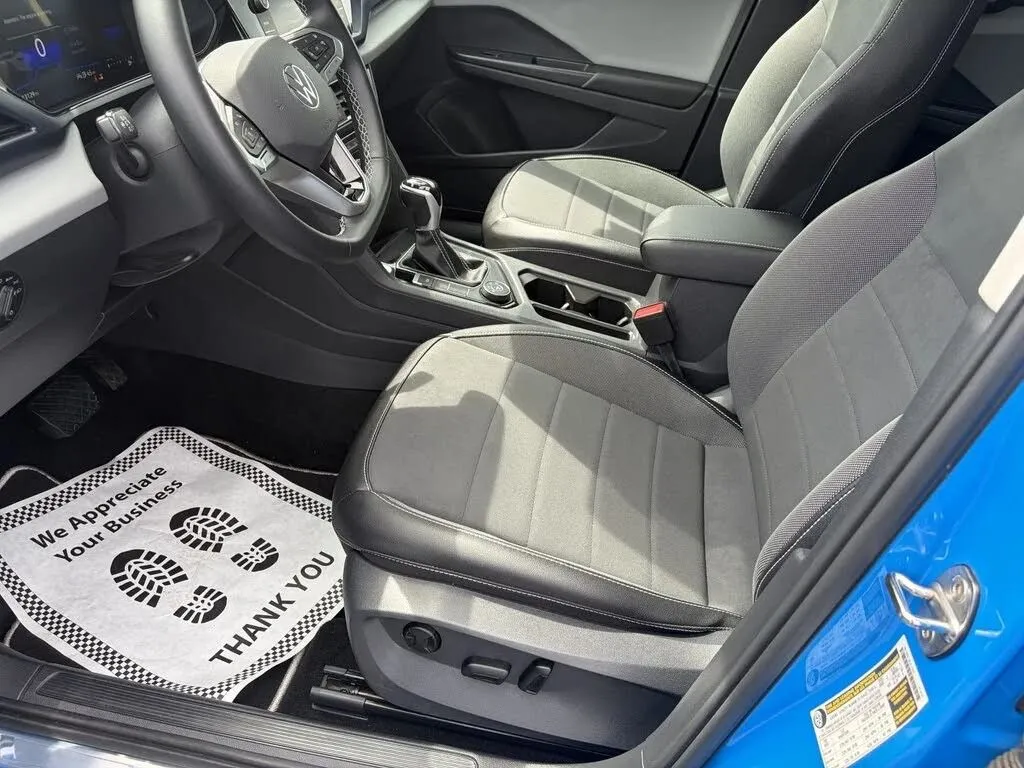 Volkswagen Taos photo 18