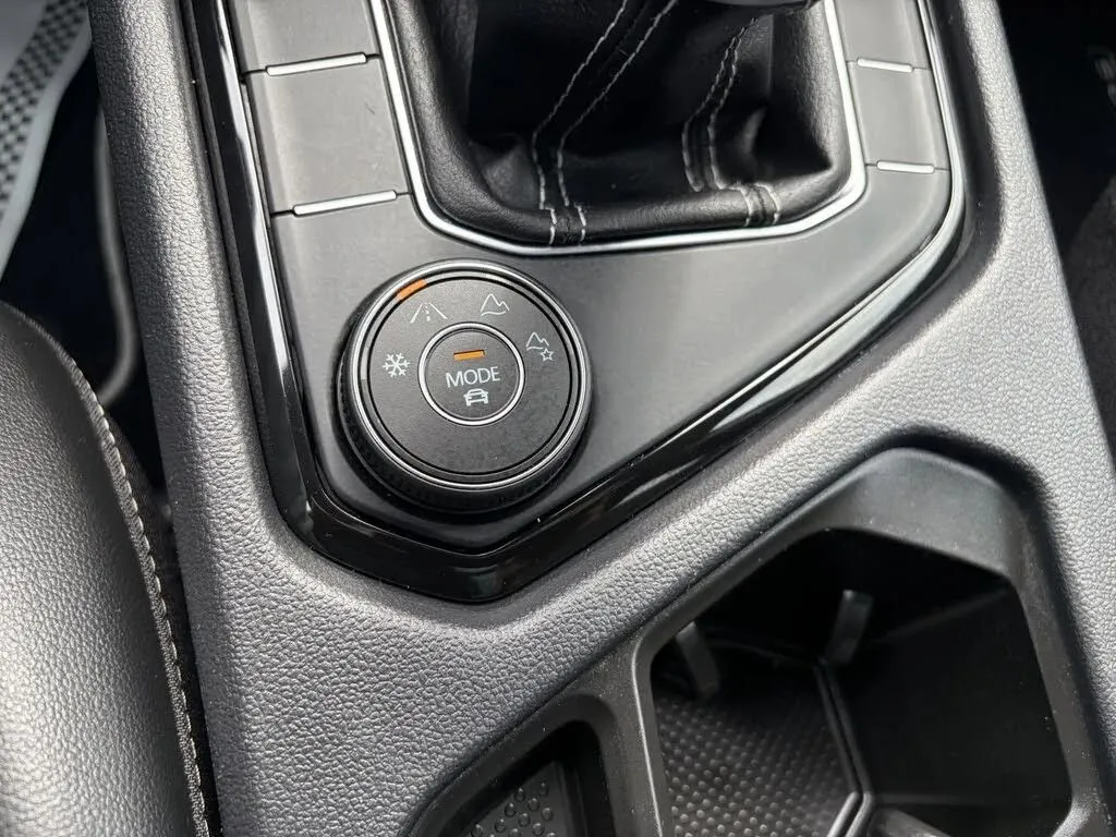 Volkswagen Taos photo 42