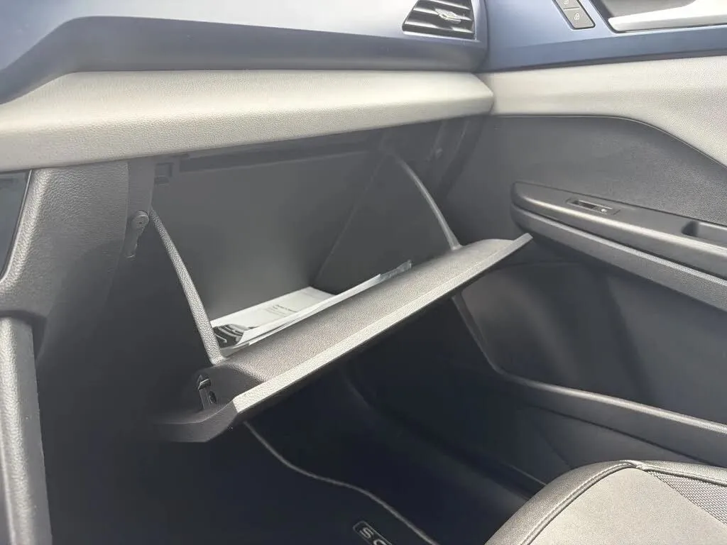 Volkswagen Taos photo 44