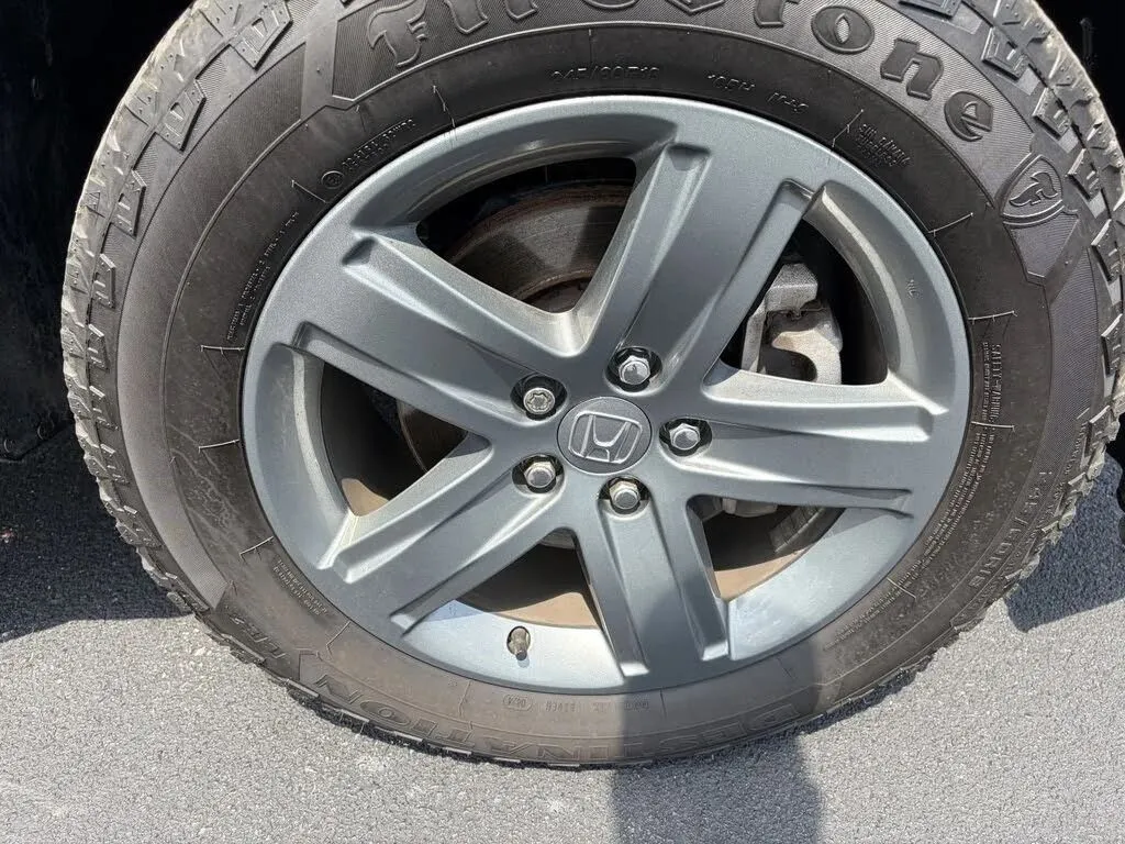 Honda Ridgeline photo 13