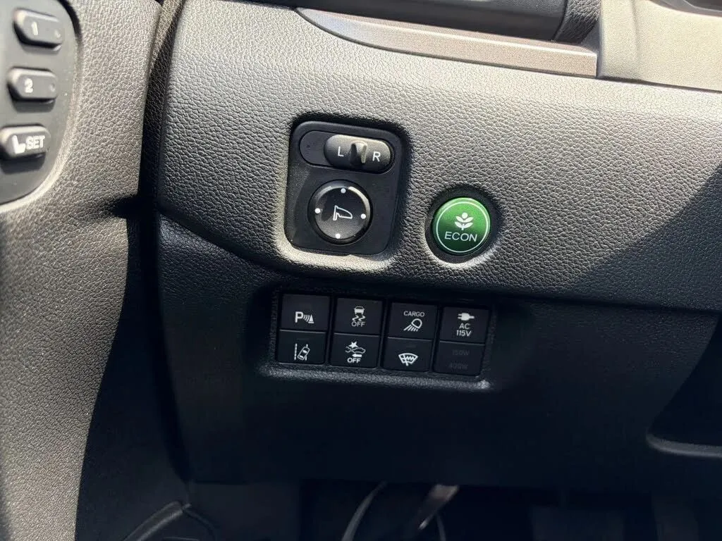 Honda Ridgeline photo 35