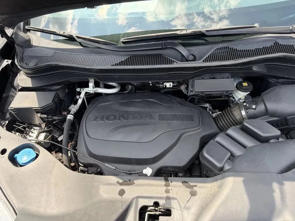 Honda Ridgeline photo 17