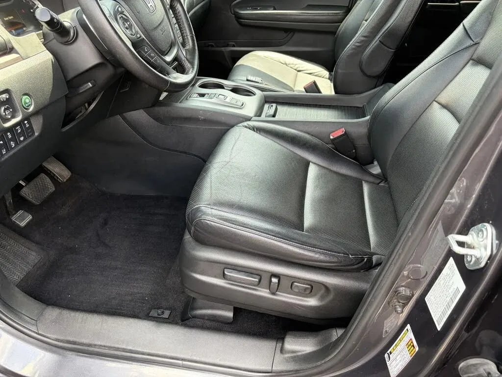 Honda Ridgeline photo 18