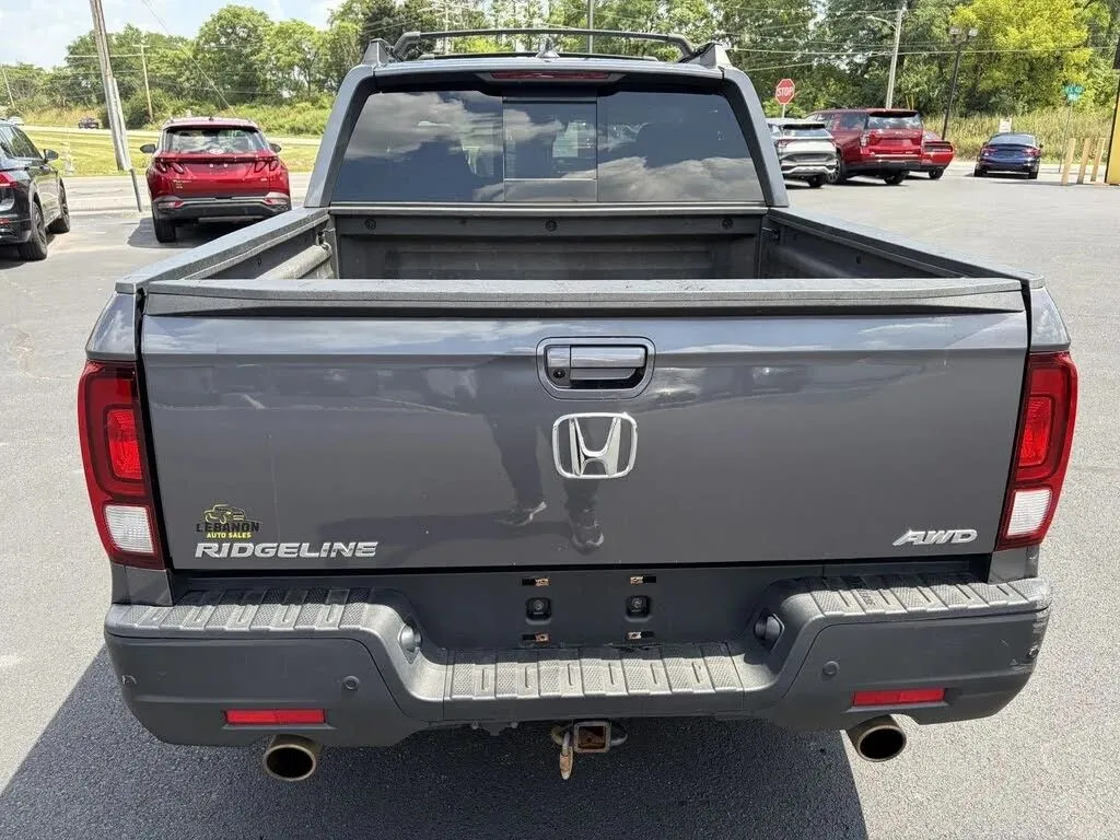 Honda Ridgeline photo 6