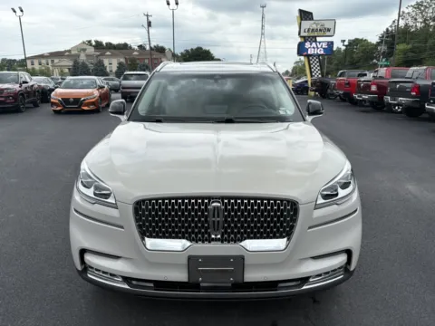 Photos of 2020 Lincoln Aviator Reserve II for sale in Lebanon, PA at Lebanon Auto Sales