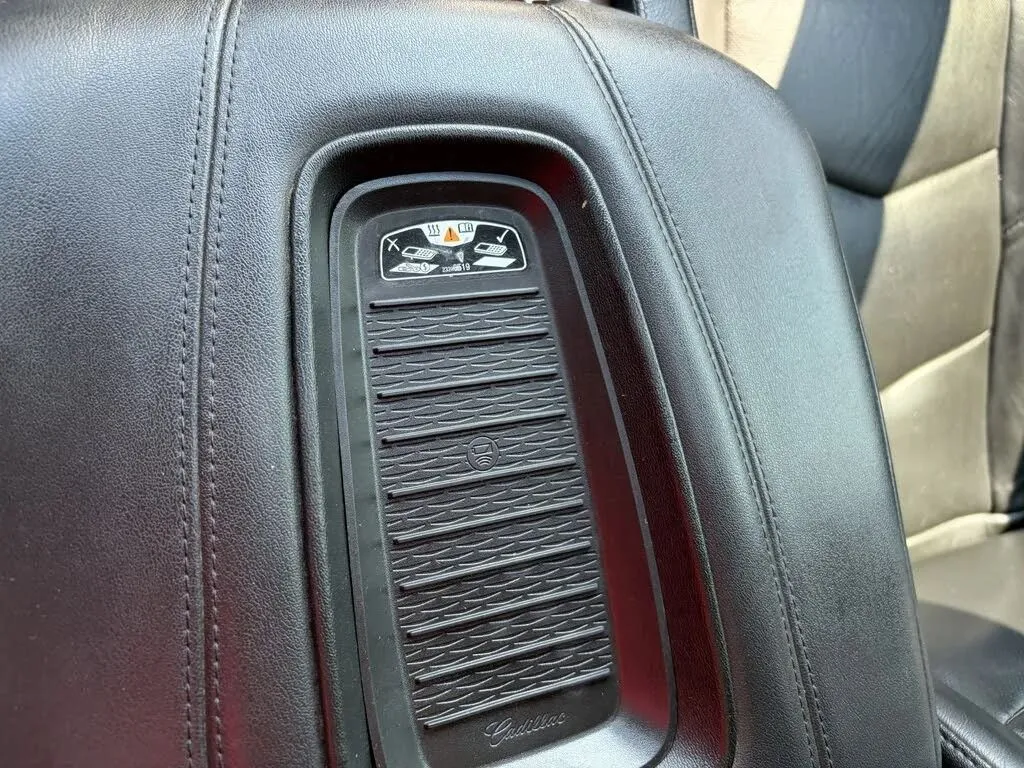Cadillac Escalade photo 42