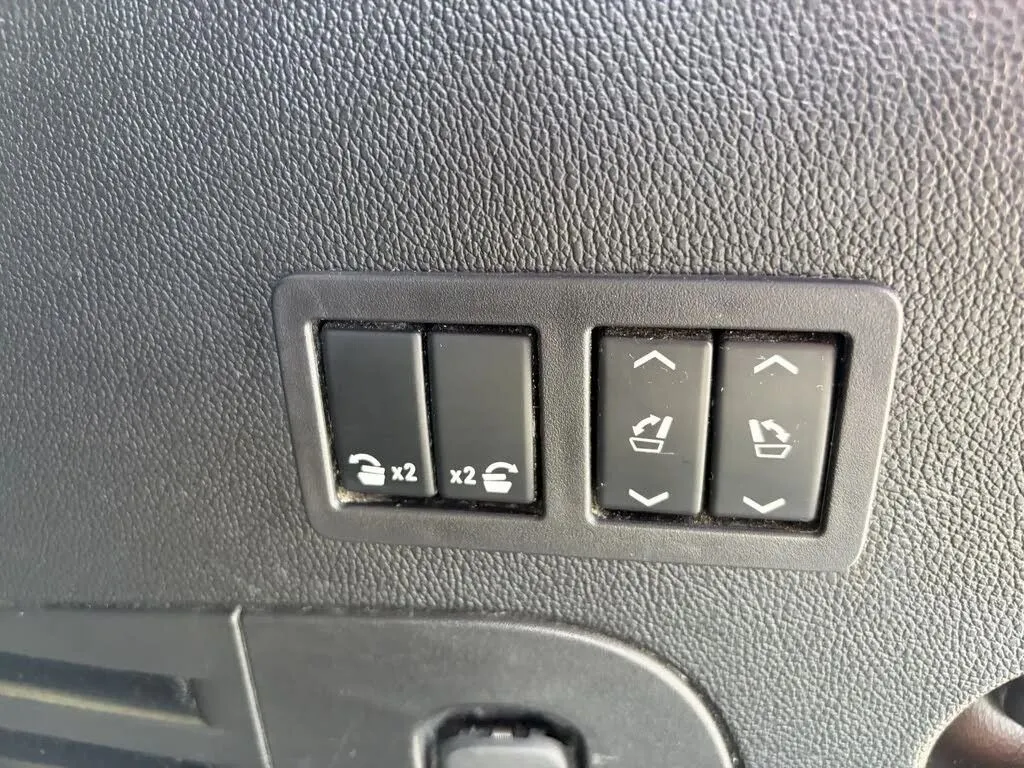 Cadillac Escalade photo 19