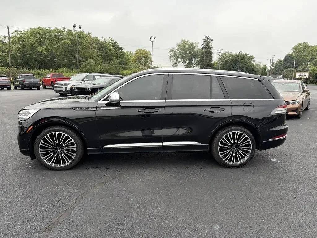 Lincoln Aviator photo 4