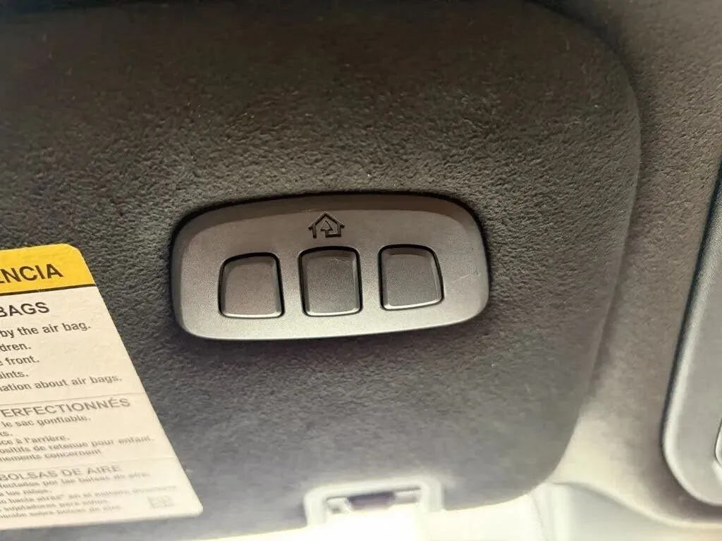 Lincoln Aviator photo 49