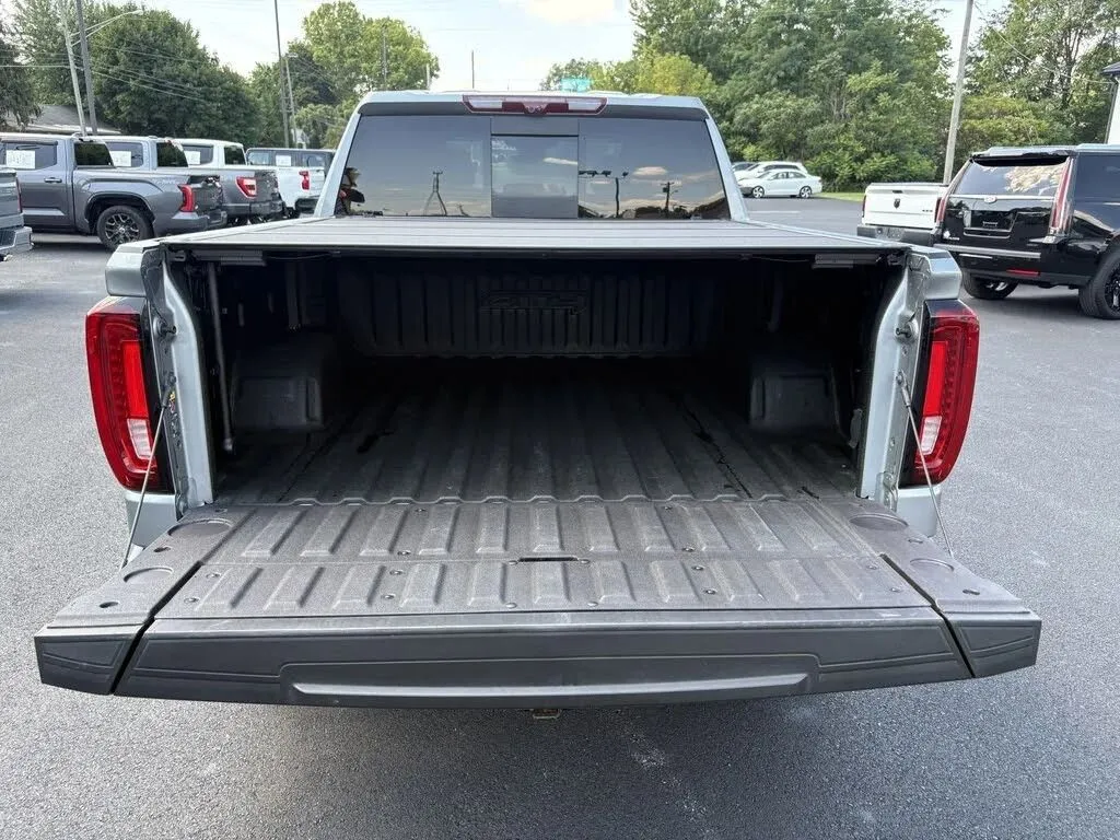 2023 GMC Sierra 1500 AT4 - Photo 9