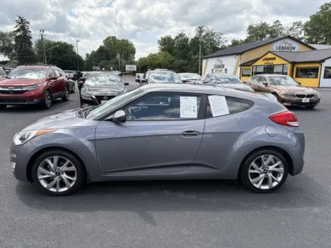 More photos of 2017 Hyundai Veloster at Lebanon Auto Sales, PA