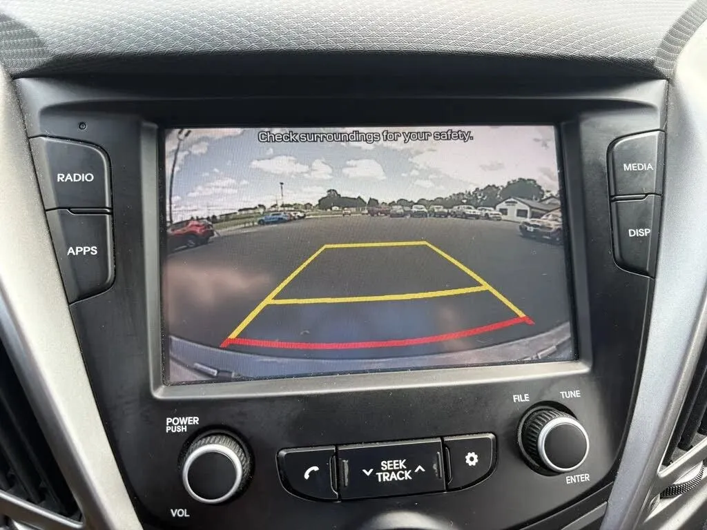 Hyundai Veloster photo 15