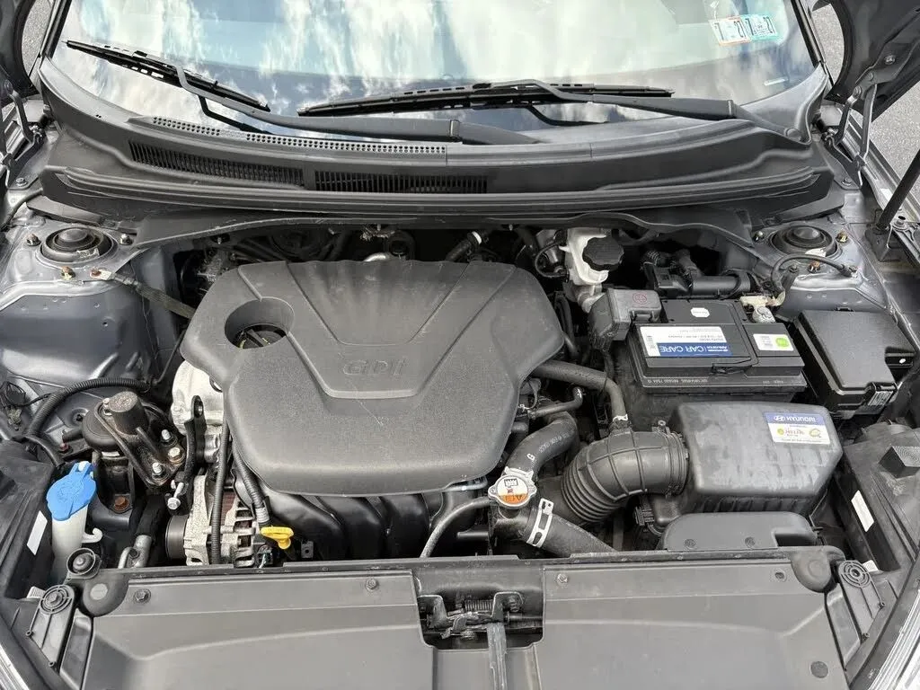 Hyundai Veloster photo 34
