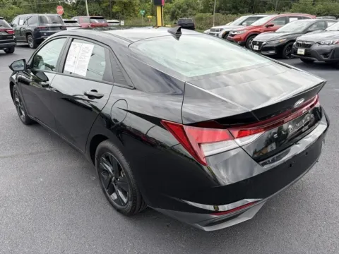More photos of 2023 Hyundai Elantra SEL at Lebanon Auto Sales, PA