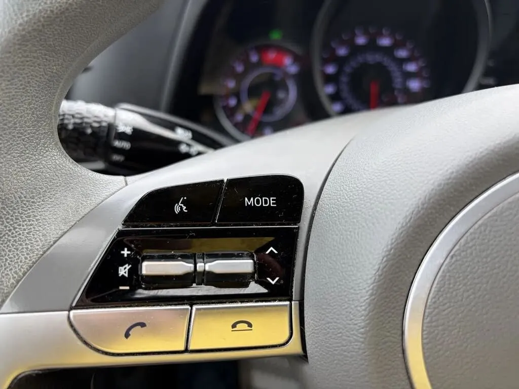 Hyundai Elantra photo 27