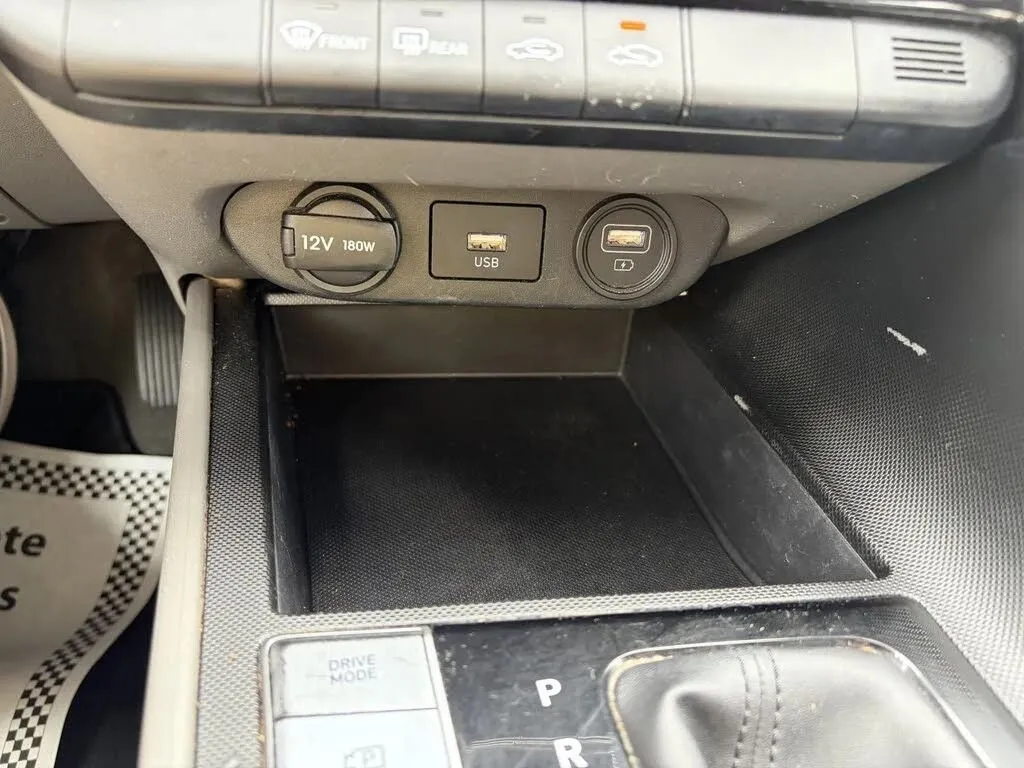 Hyundai Elantra photo 35