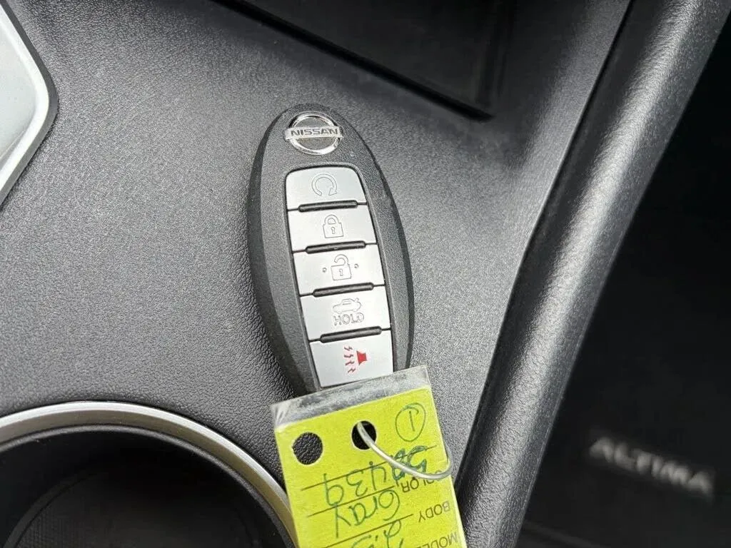 Nissan Altima photo 36