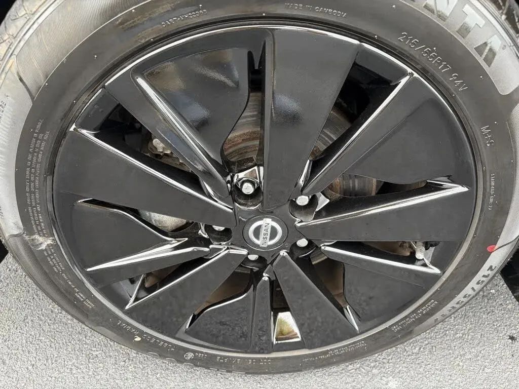 Nissan Altima photo 14