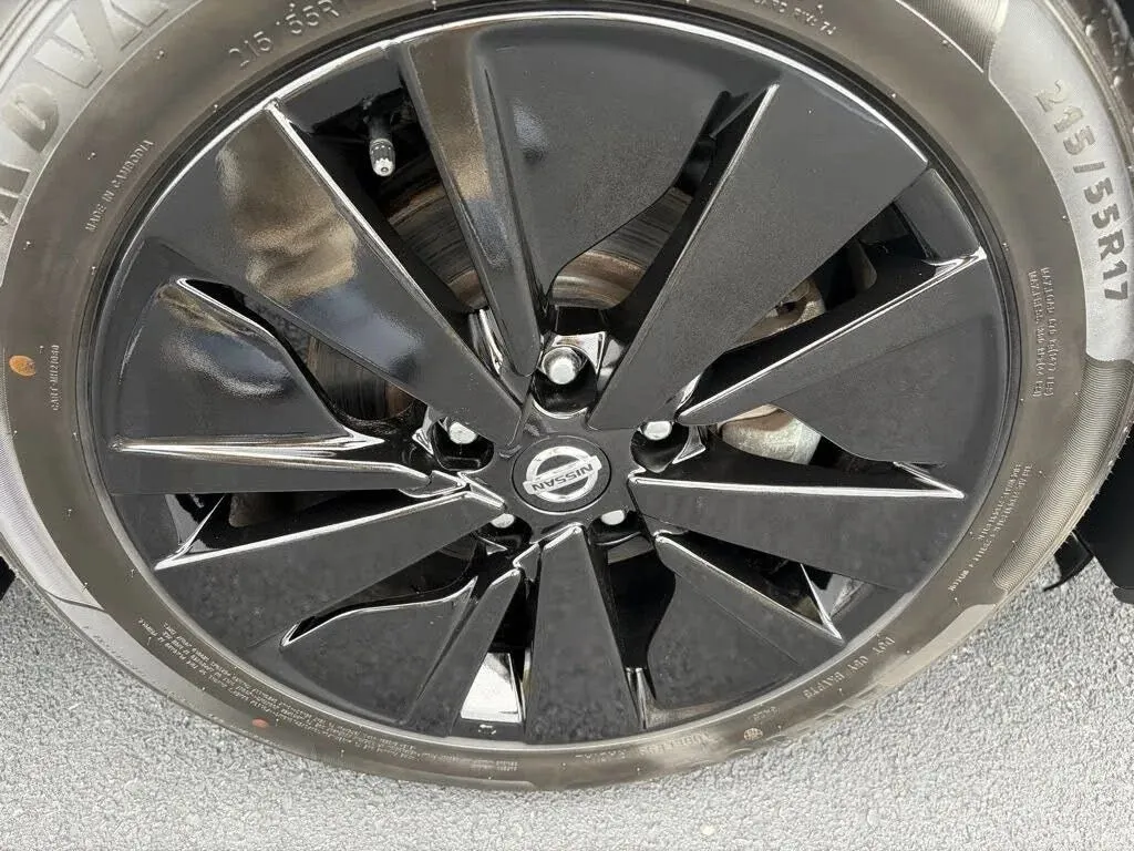 Nissan Altima photo 13
